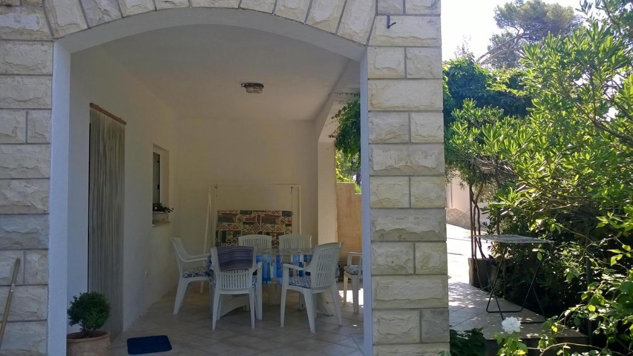 Apartments With A Parking Space Ivan Dolac, Hvar - 15784 Экстерьер фото